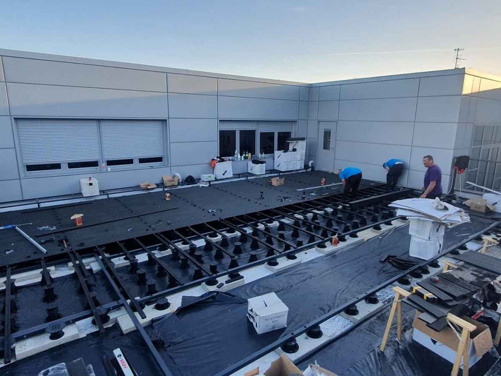 WPC Decking Select Anthracite - montaza na hidroizolaciju - Bajkmont Zagreb 3