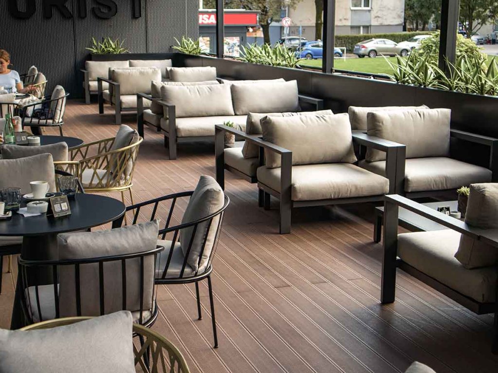 WPC Decking Select Wenge - terasa Hotel Turist Varazdin
