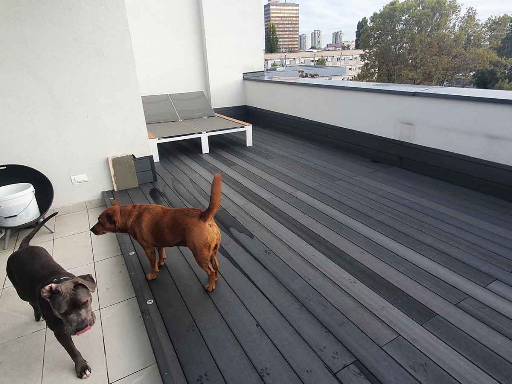 WPC Decking Solid Antrhacite sa ugradenom rasvjetom - terasa stambeni objekt Zagreb 2