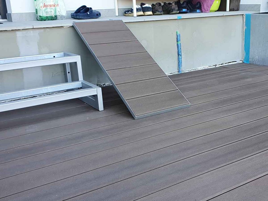 WPC Wenge Solid Decking Rampa za psa
